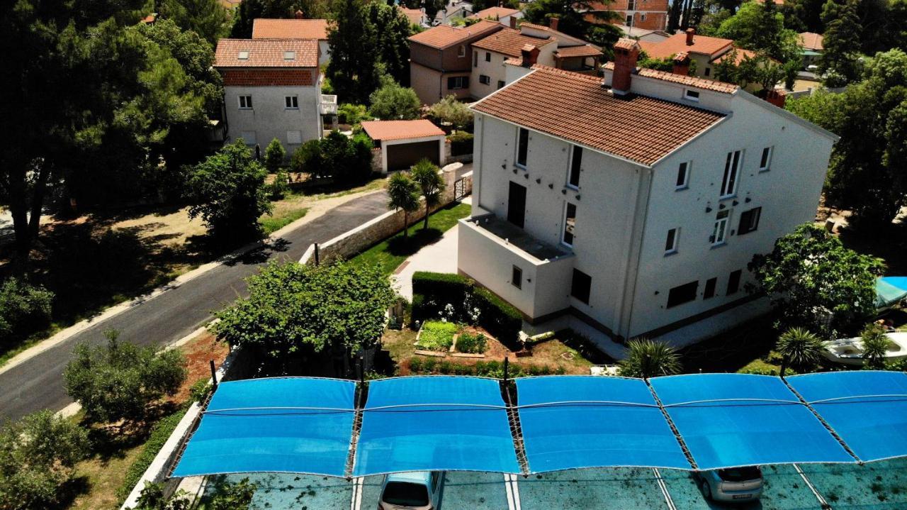 Predivan Novouredeni Apartman U Blizini Mora Banjole Exterior photo